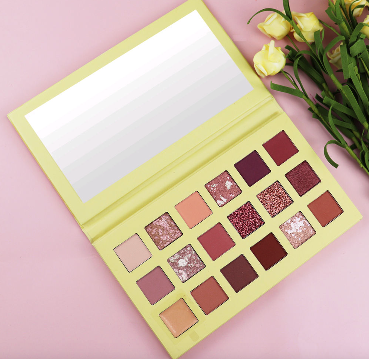 Professional 18-Color Eyeshadow Palette – Waterproof Matte & Shimmer Makeup