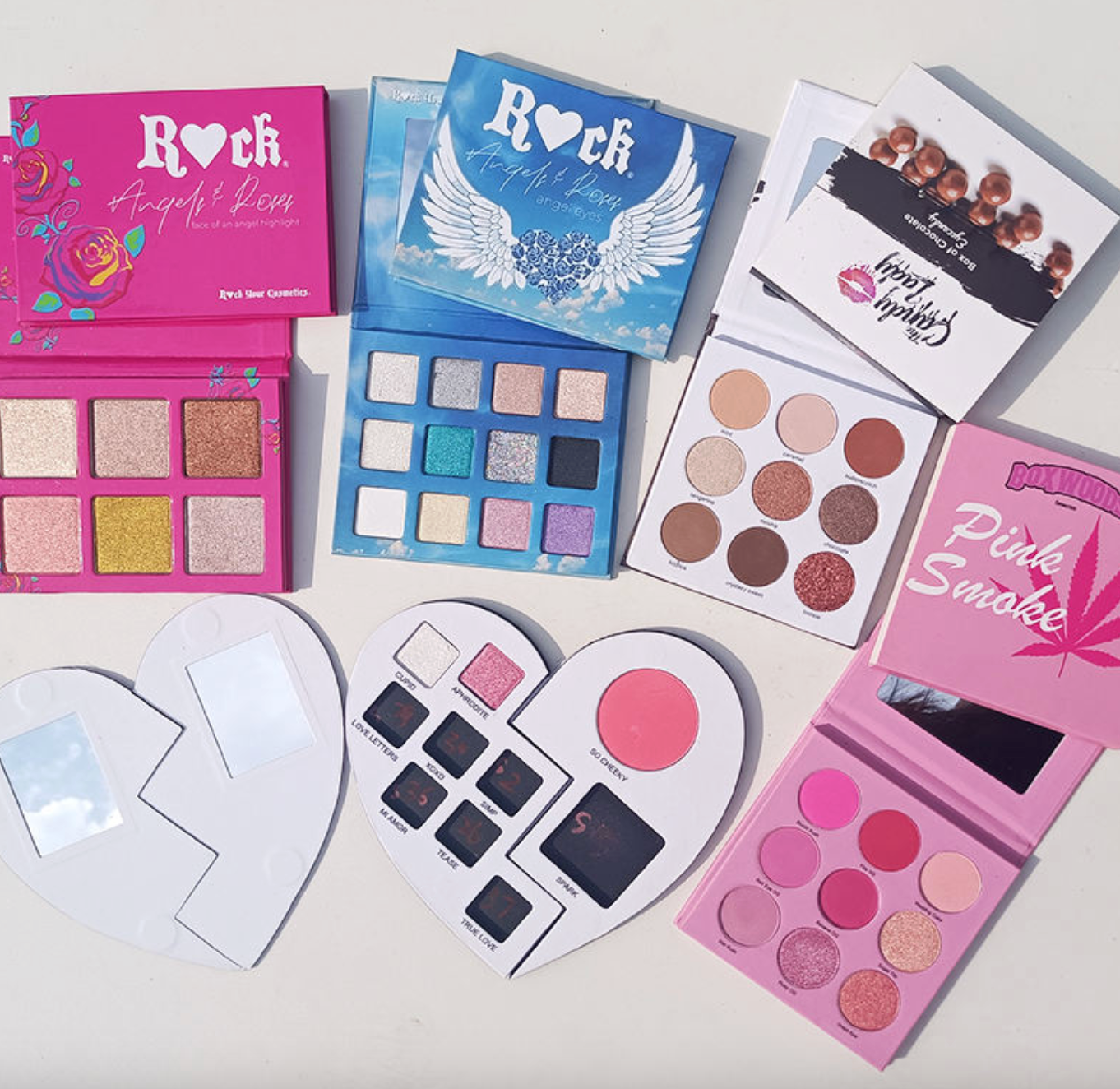Highly Pigmented Eyeshadow Palette – Custom Private Label Makeup